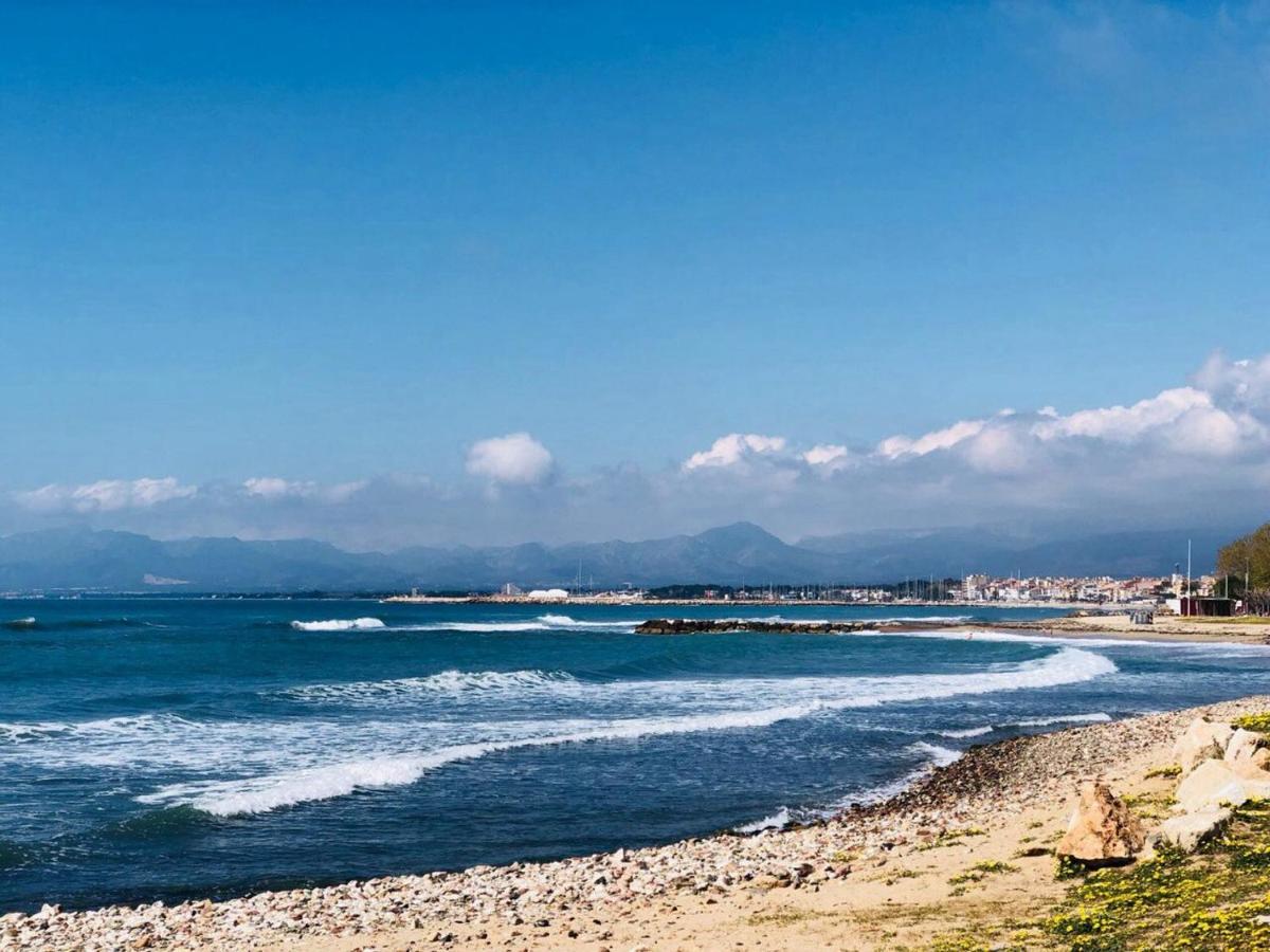 Апартаменты La Pineda Beach Экстерьер фото